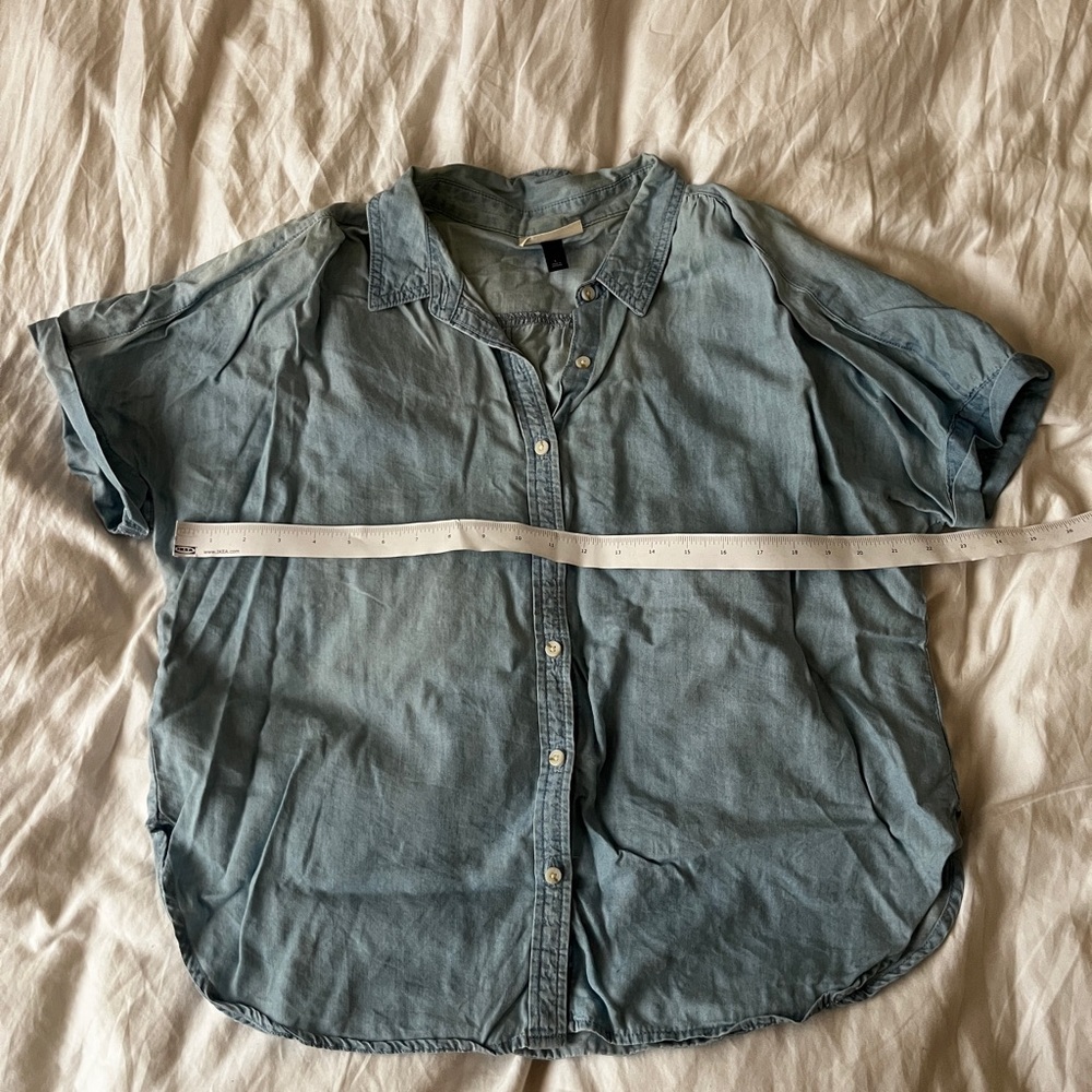 Universal Thread Short Sleeve Denim Button Down Shirt
